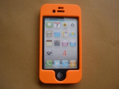 Накладной чехол для iPhone 4 из мягкого пластика