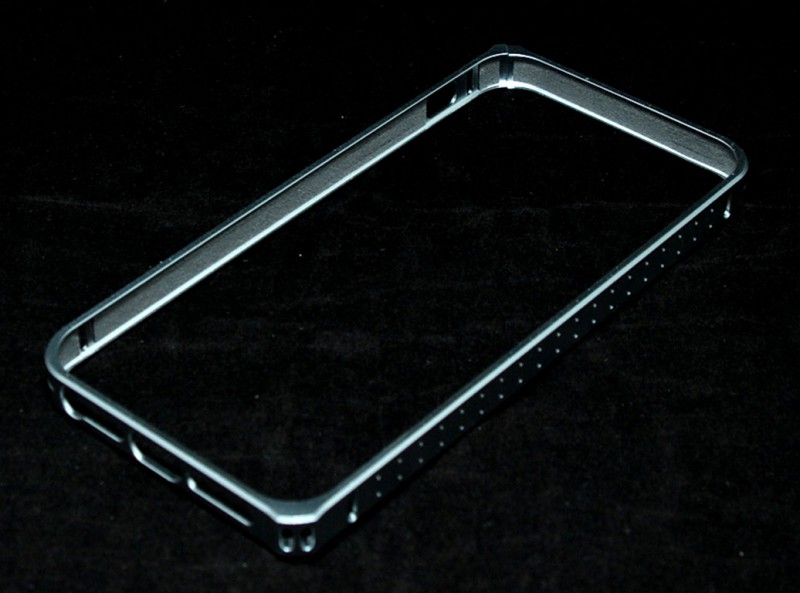 Бампер металлический Baseus для Apple iPhone 5